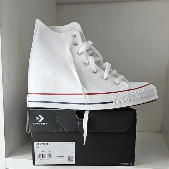 Converse White High-Tops with Red and Blue Accents Converse Chuck 70 Archive Restructured High in Red/White  main image 3